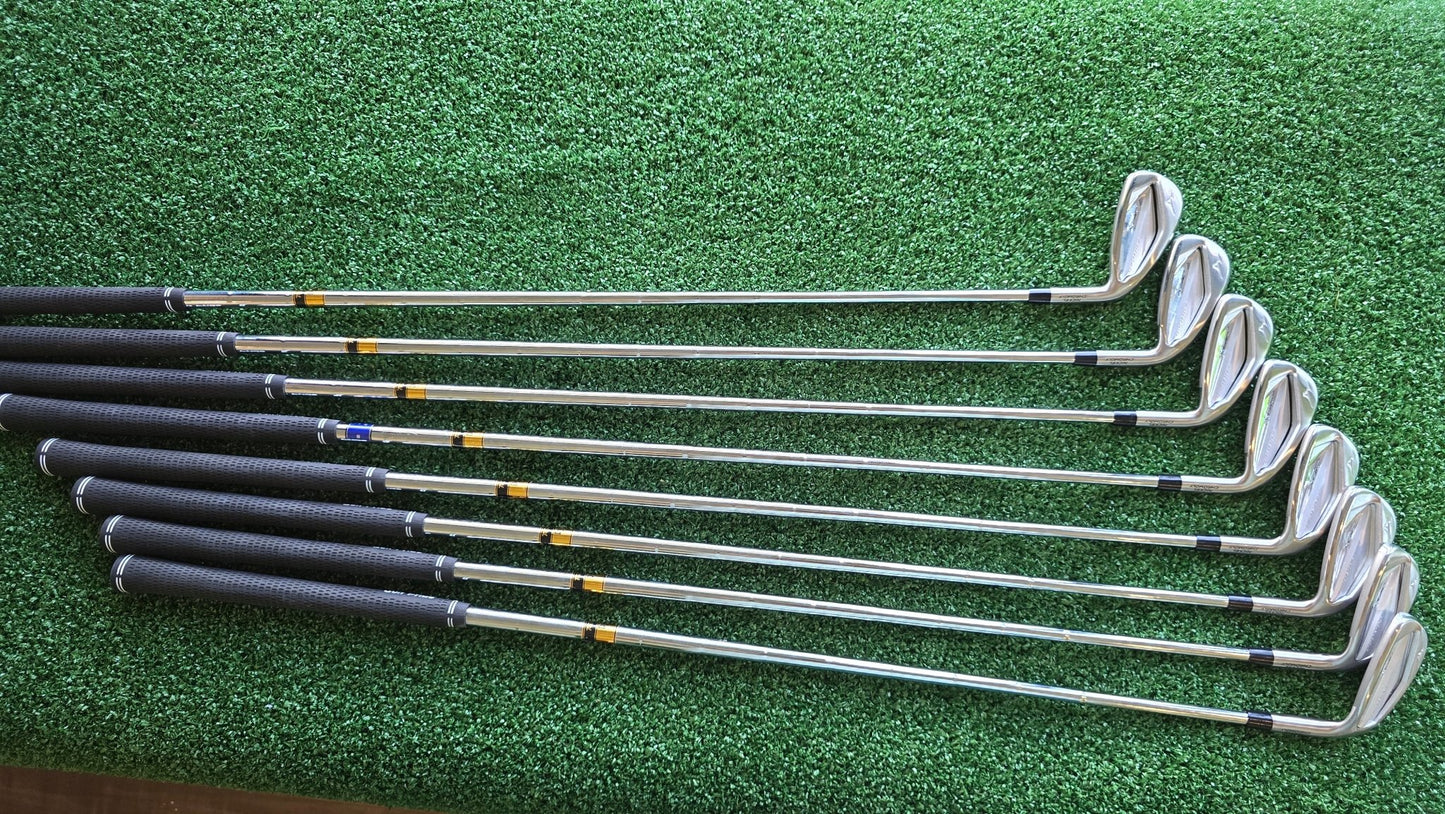 Mizuno JPX ‘Replica Forged’ Iron Set – 4 to PW (8 Clubs)Replica  – Brand New