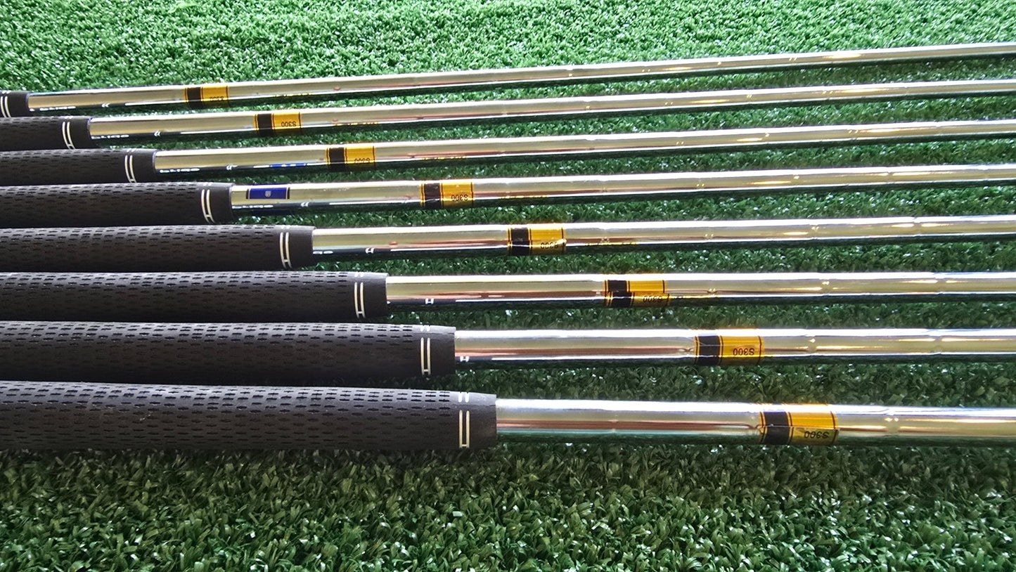 Mizuno JPX ‘Replica Forged’ Iron Set – 4 to PW (8 Clubs)Replica  – Brand New